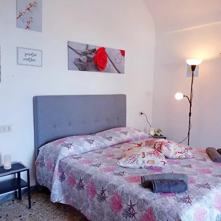 The Quiet House * Ponza