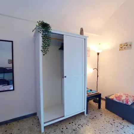 The Quiet House * Ponza